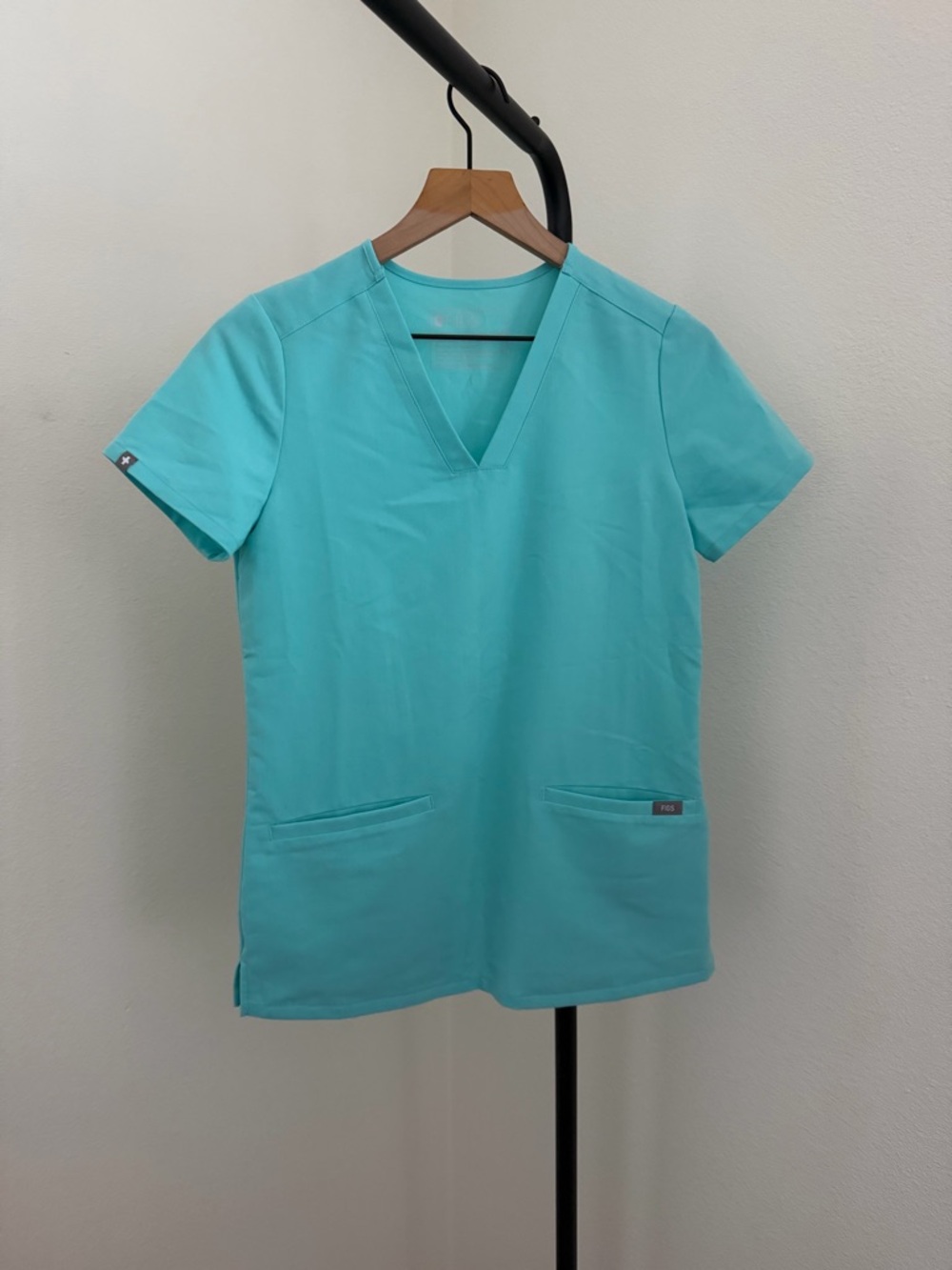 Figs Women's V-Neck Scrub Top — Black & Teal lagoon XS XXS - Picture 7 of 13